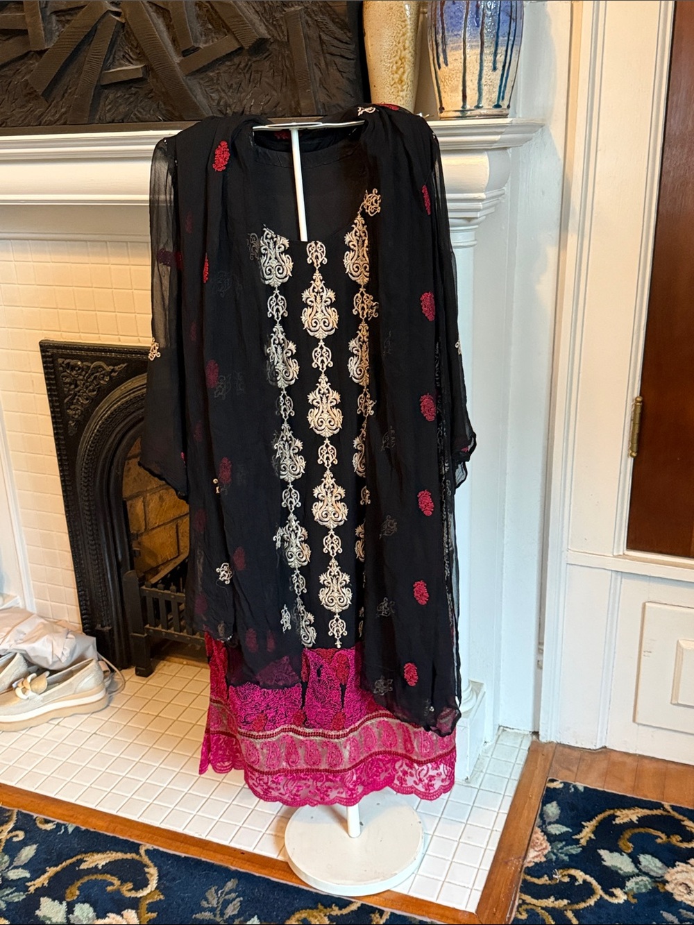 Black‎ Embroidered Kurta  with Pink Accents- Long Scarf
